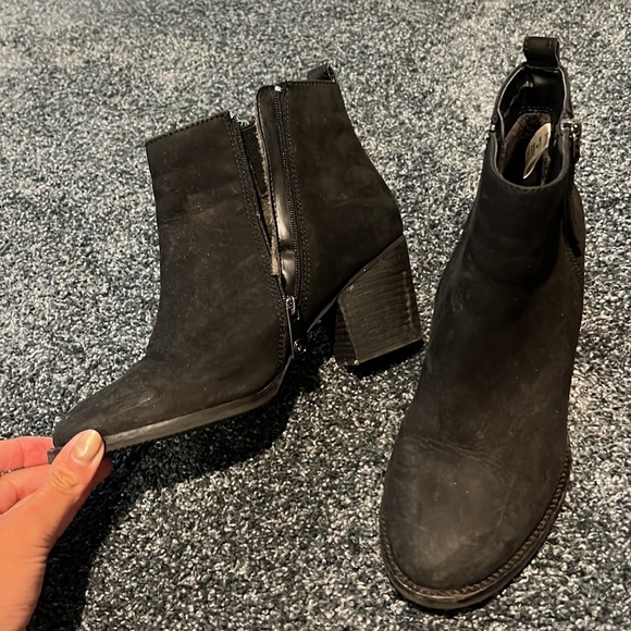 Booties! - Picture 2 of 3